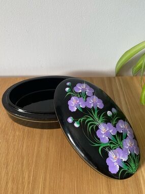 Black Oval Wooden Lacquered Hand-painted Purple Floral Trinket Jewelry Box